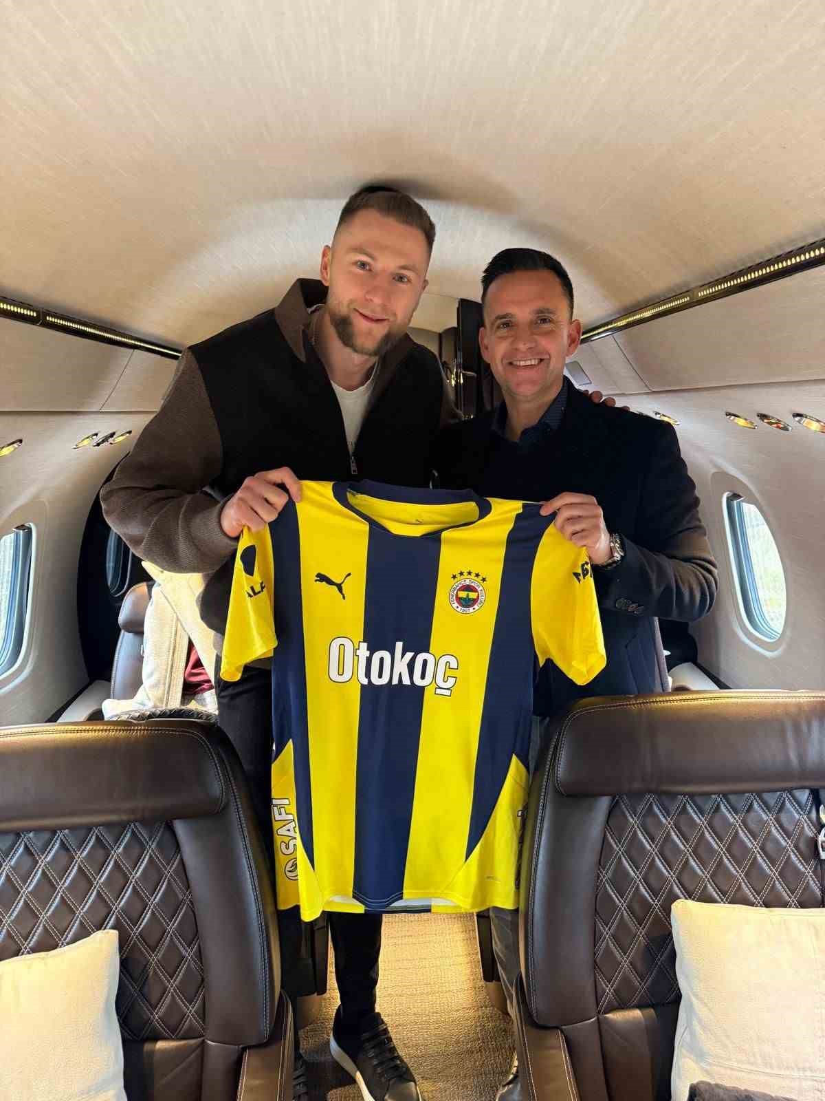 Fenerbahçe: &quot;Milan Skriniar, futbol takımımızın 2024-2025 sezonu devre arası transfer çalışmaları kapsamında görüşmelerini gerçekleştirmek üzere İstanbul’a geliyor.&quot;