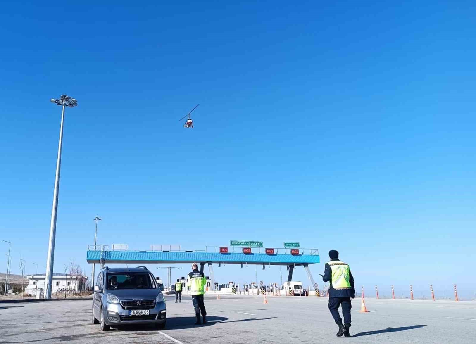 Kırşehir’de ’Cayrokopterli’ trafik denetimi