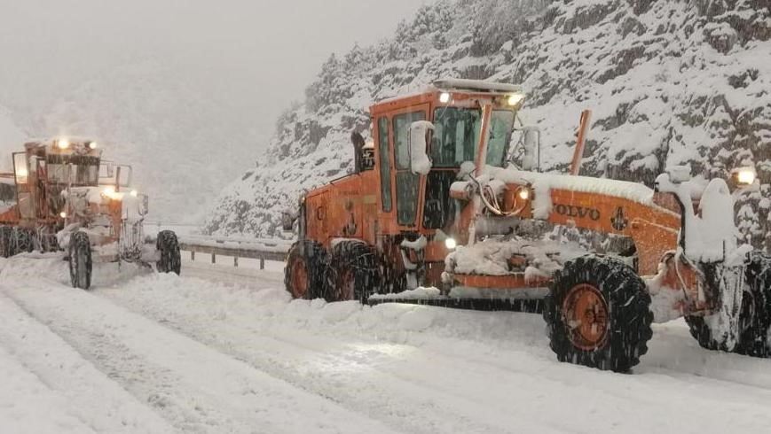 Antalya’da kar yağışı başladı