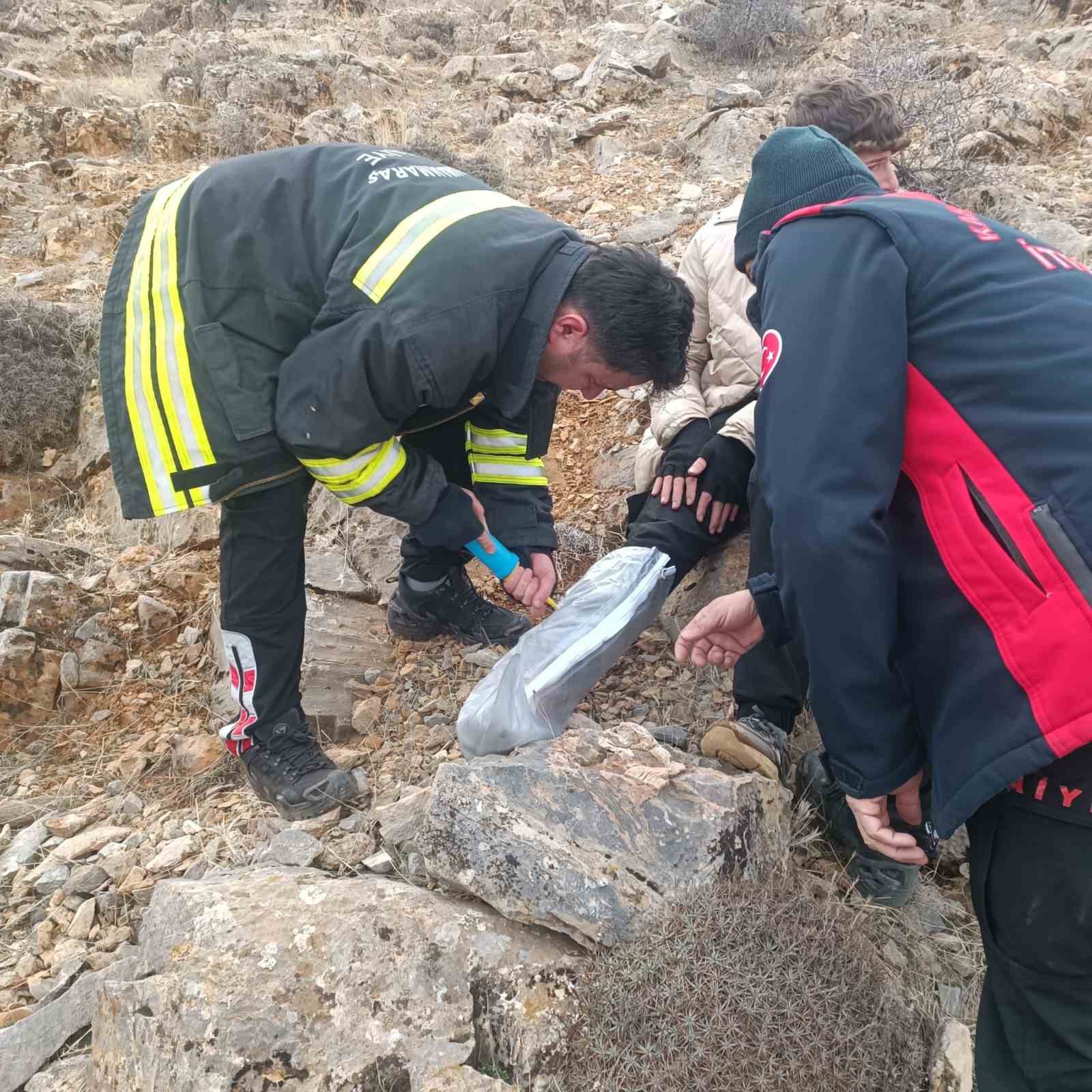 Kahramanmaraş’ta kayalıklardan düşen çocuk yaralandı
