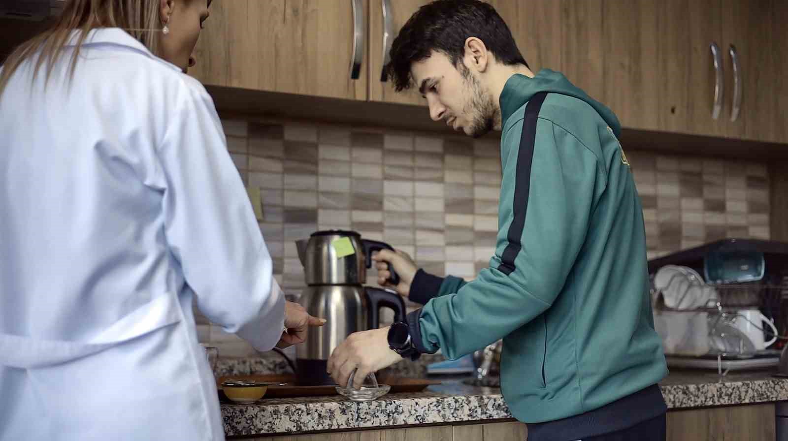 &Ouml;zel bireyler eğitimle hayata atılıyor
