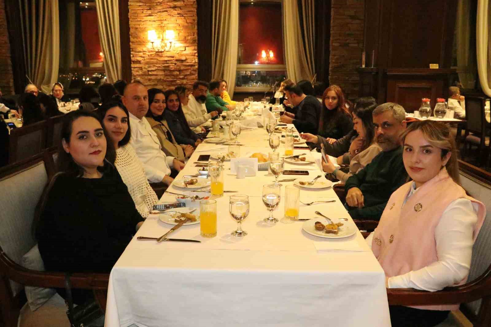Elite World Van Otel&rsquo;de İranlı acente temsilcileriyle &ouml;zel buluşma
