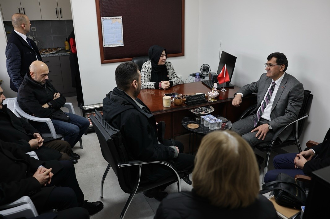 Başkan Kahveci, Muhtar Abacı ile mahallenin ihtiyaçlarını değerlendirdi
