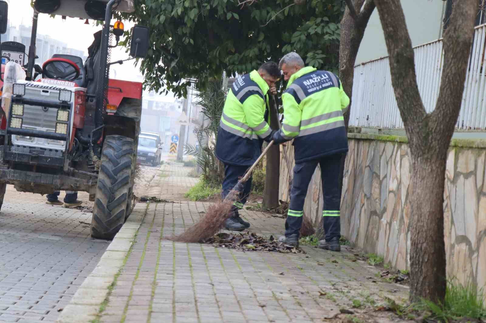 Nazilli Belediyesi ekipleri Dallıca’da temizlik çalışması gerçekleştirdi