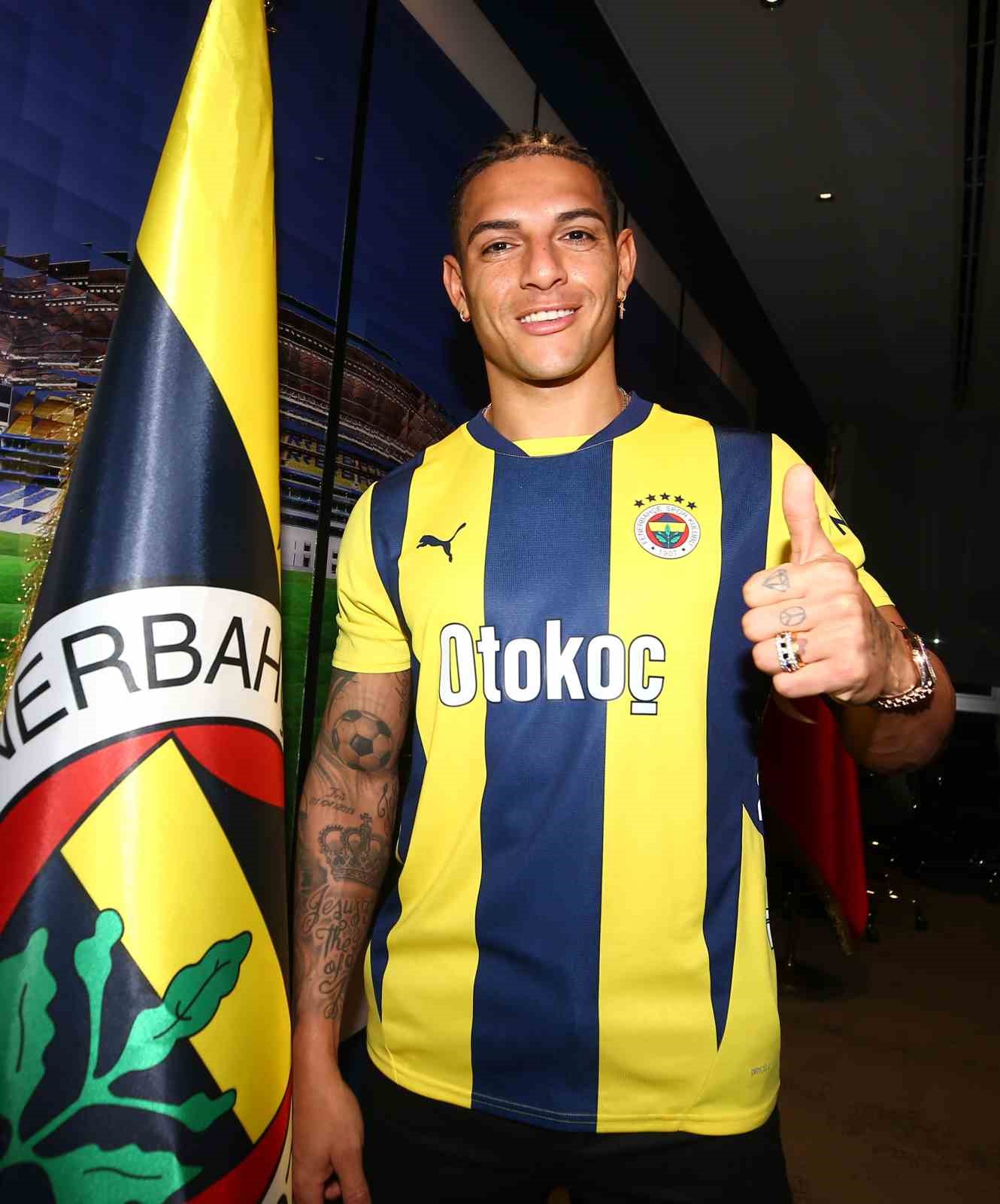 Fenerbahçe, Diego Carlos’u kadrosuna kattı
