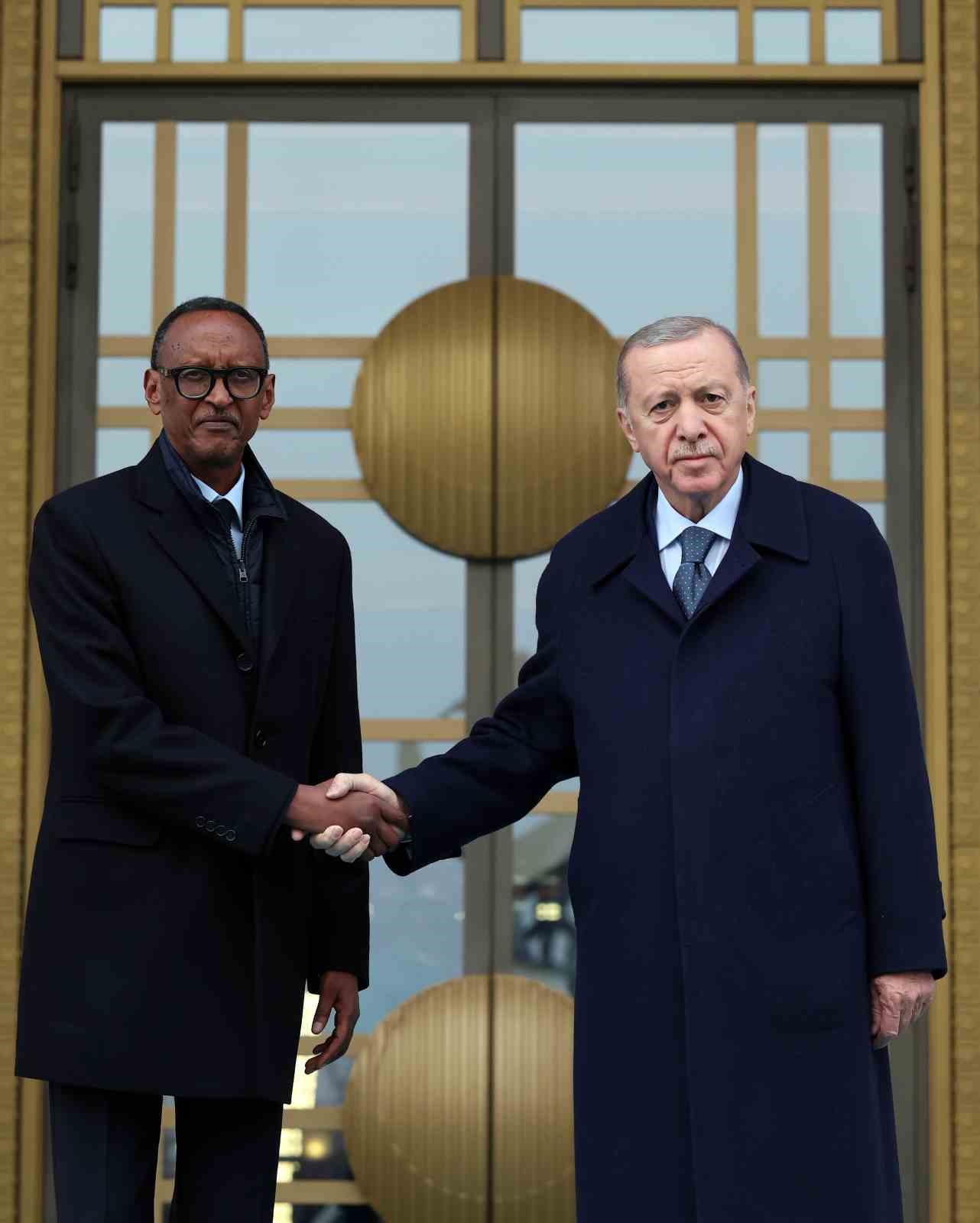 Cumhurbaşkanı Erdoğan, Ruanda Cumhurbaşkanı Kagame’yi resmi törenle karşıladı
