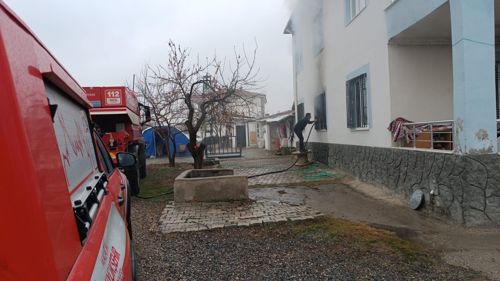 Malatya&rsquo;da korkutan ev yangını

