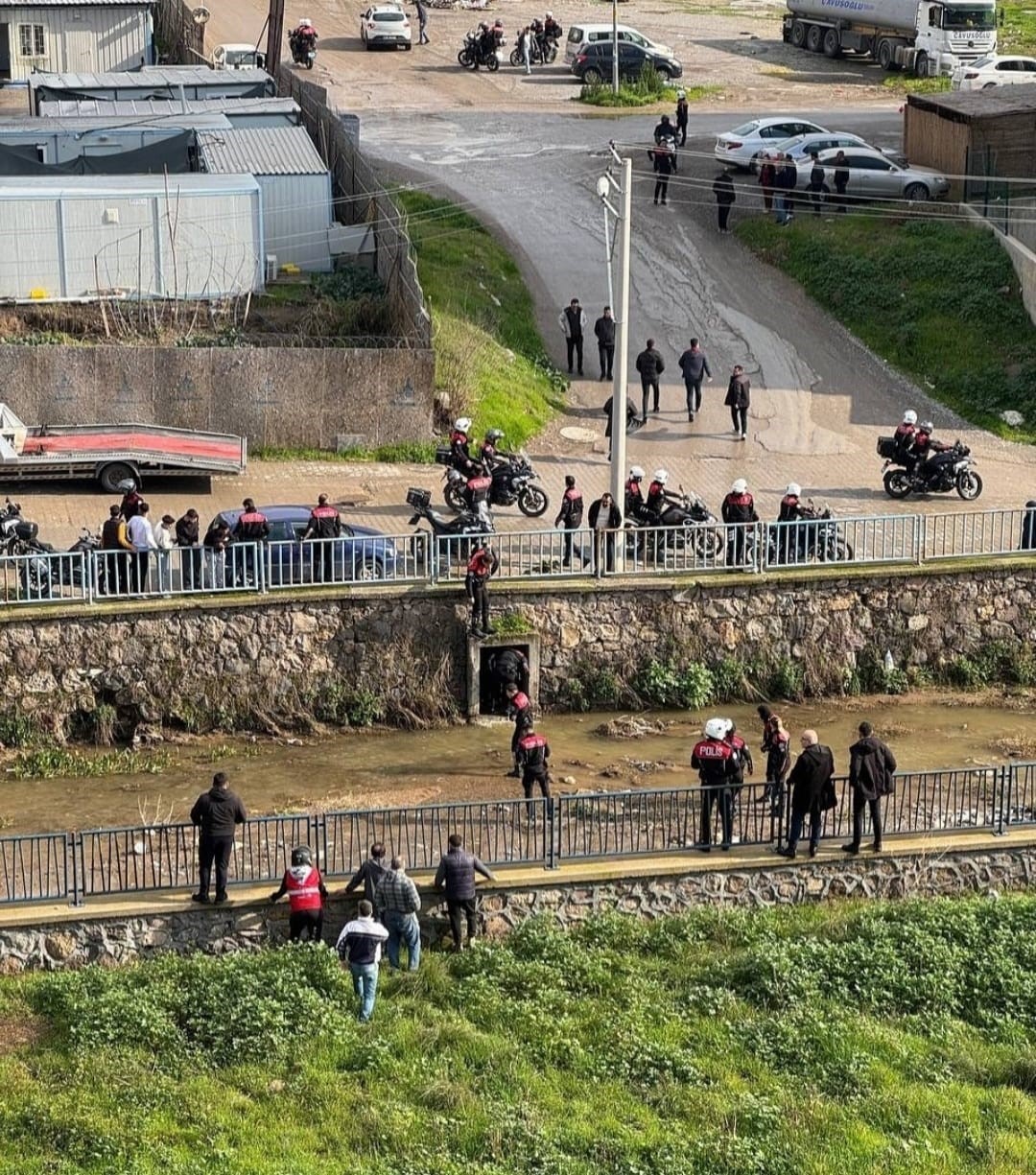 Cezaevinden firar eden su&ccedil; makinesi eşini &ouml;ld&uuml;rd&uuml;

