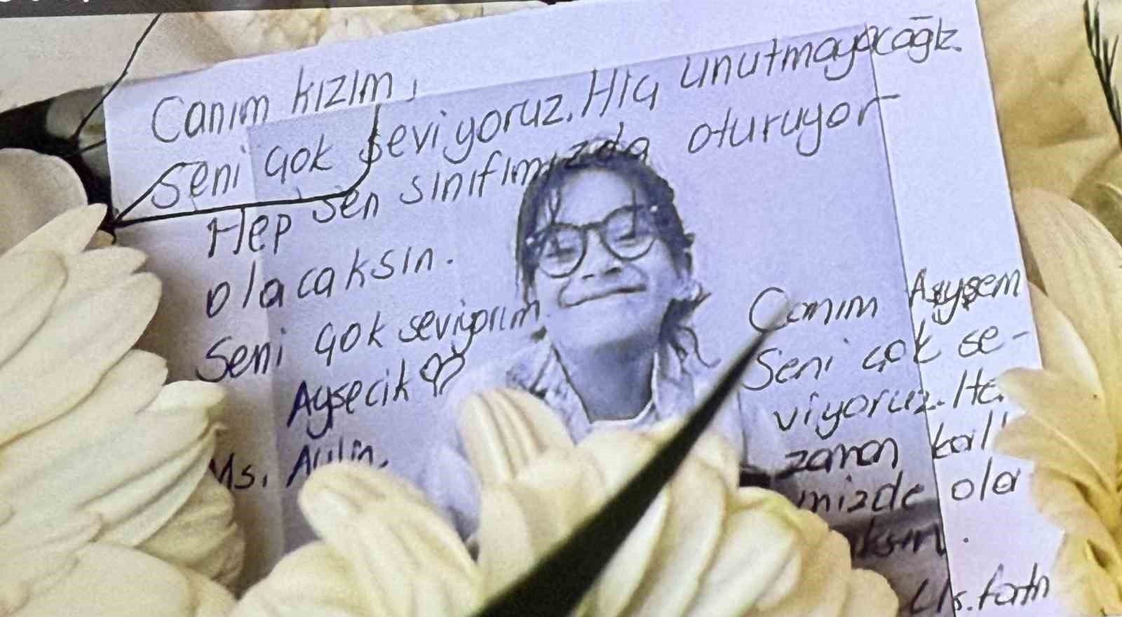 Bolu’daki otel yangınında hayatını kaybeden Doğan ve Yıldız ailelerinden 5 kişi toprağa verildi