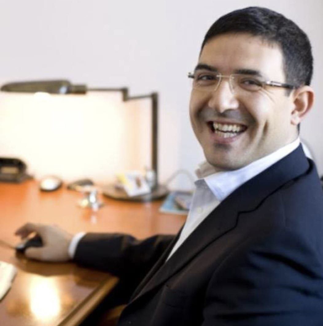 Bolu&rsquo;da yangında hayatını kaybeden Prof. Dr. Atakan Yal&ccedil;ın ve kızı toprağa verildi
