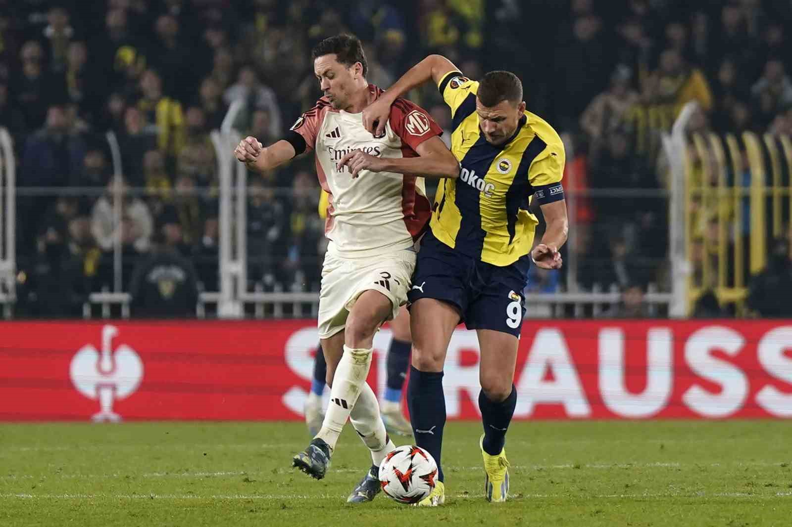 UEFA Avrupa Ligi: Fenerbahçe: 0 - Lyon: 0 (Maç sonucu)