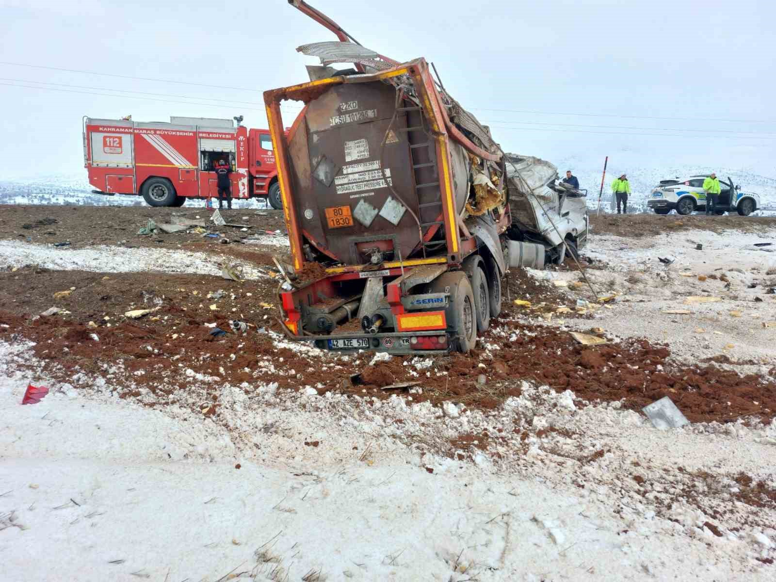 Kahramanmaraş’ta yakıt tankeri devrildi: 1 yaralı
