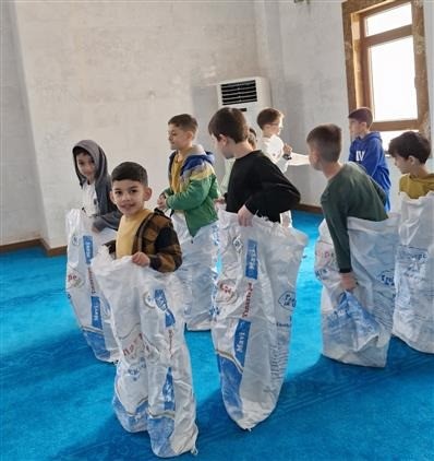 Minik &ouml;ğrencilerin kamp coşkusu
