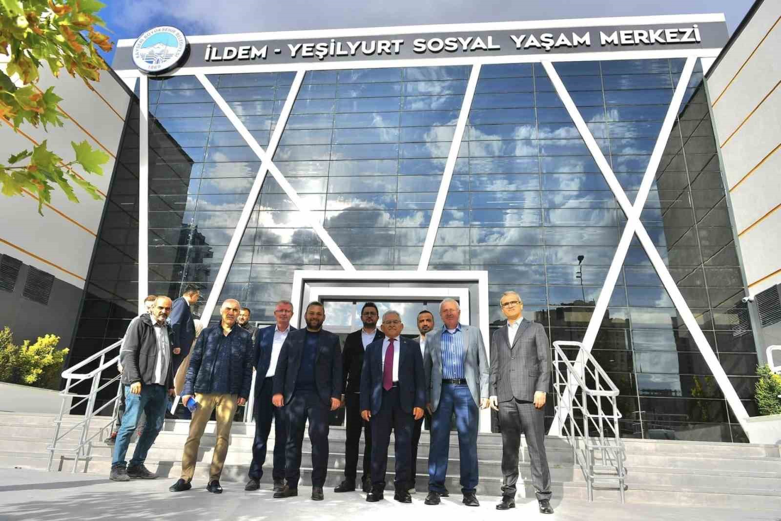 Kayseri Büyükşehir, 1 yılda yarım milyar TL’yi aşkın 18 projeye imza attı
