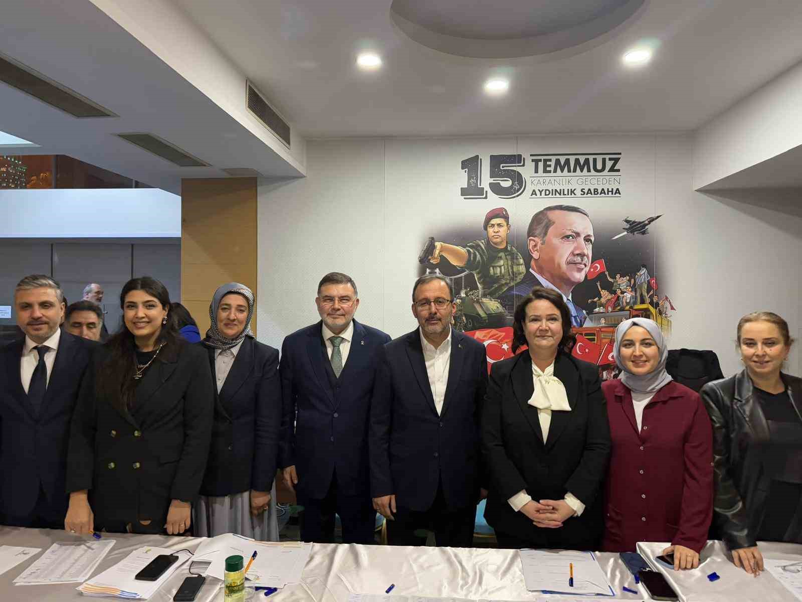 Kasapoğlu’ndan delegelere: &quot;Yeter ki inanalım başarırız&quot;