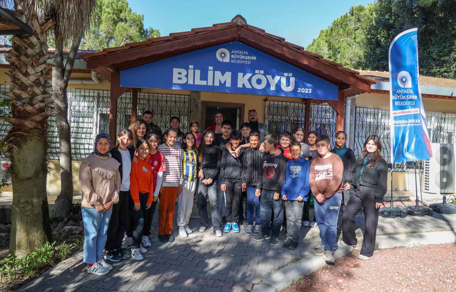 Öğrenciler Bilim Köyü’nde stres attı