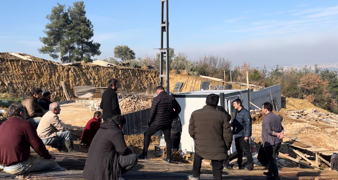 İnşaat bek&ccedil;isi şahıs &ouml;l&uuml; bulundu, olayla ilgili tahkikat başlatıldı
