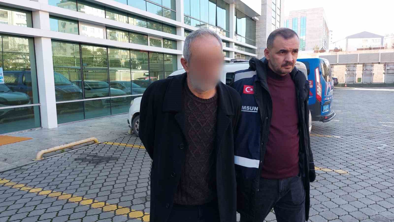 Yolcu otobüsünde üniversite öğrencisinin cüzdanını çalan yolcu tutuklandı