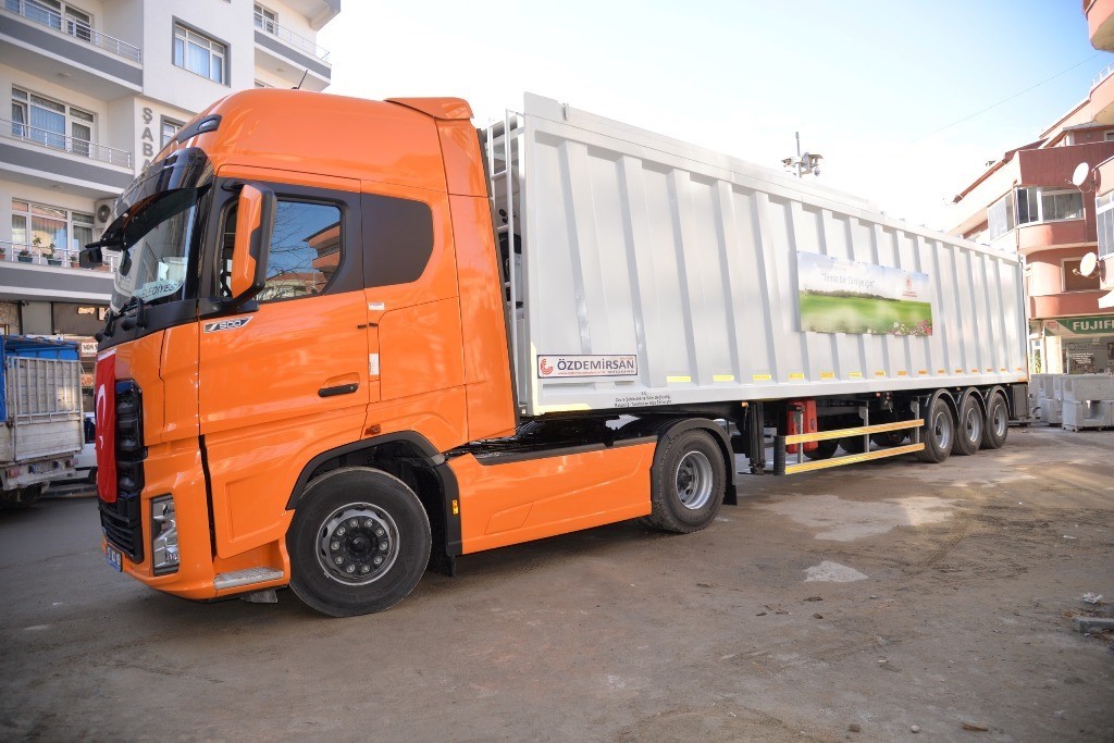 T&uuml;rkeli&rsquo;ye semi treyler hibe edildi
