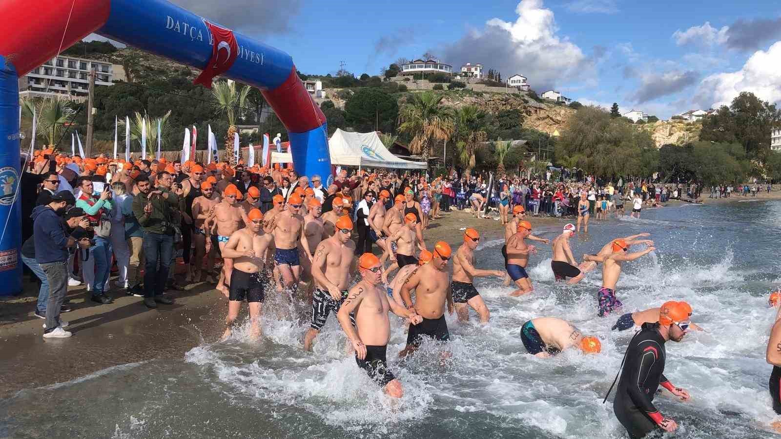 Datça’da 19. Açık Kış Yüzme Maratonu start aldı