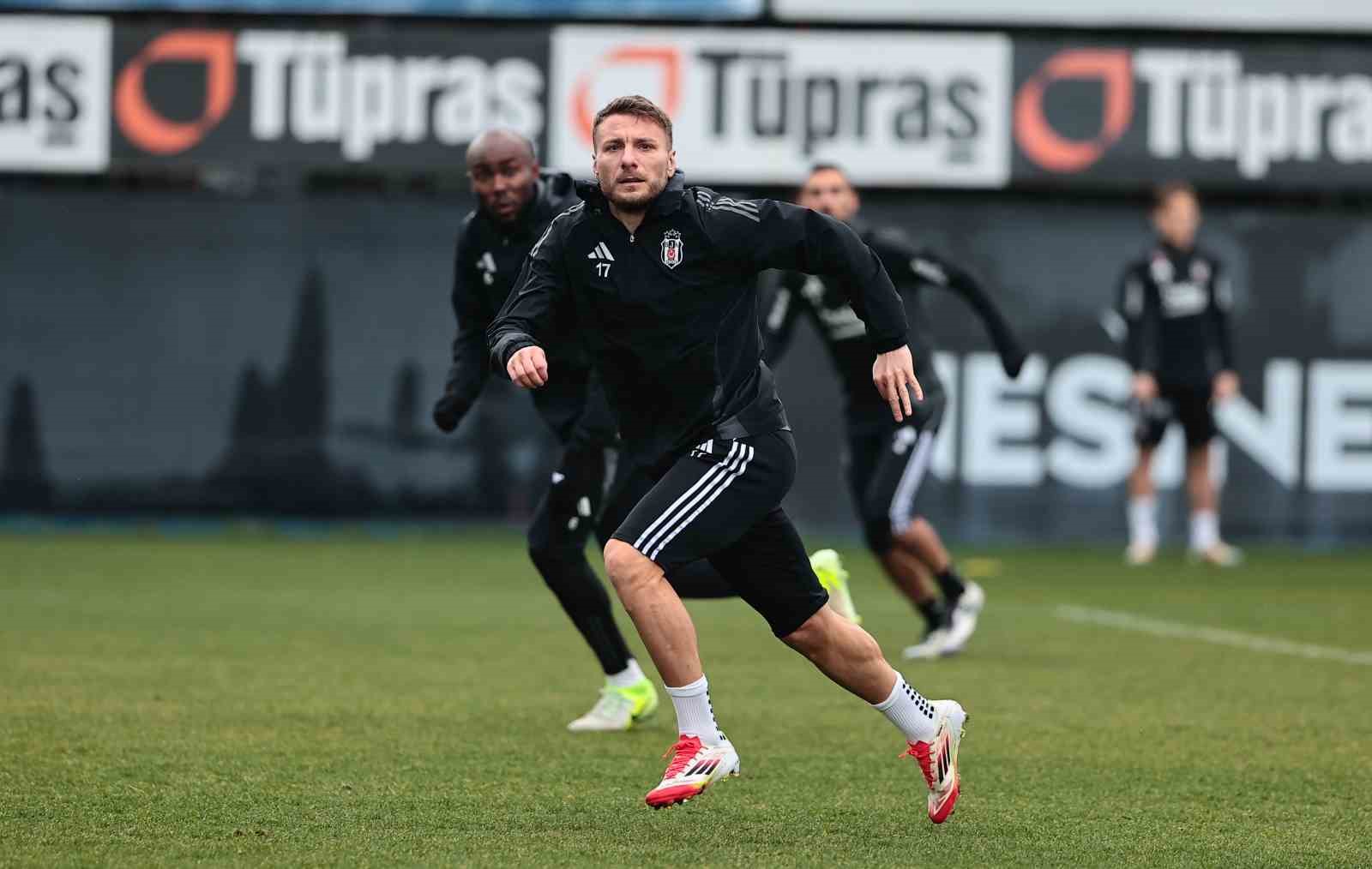 Beşiktaş, Antalyaspor maçı hazırlıklarını tamamladı