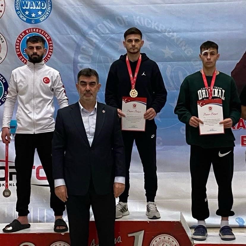 Türkiye Kick Boks Şampiyonasına Elazığ damgası
