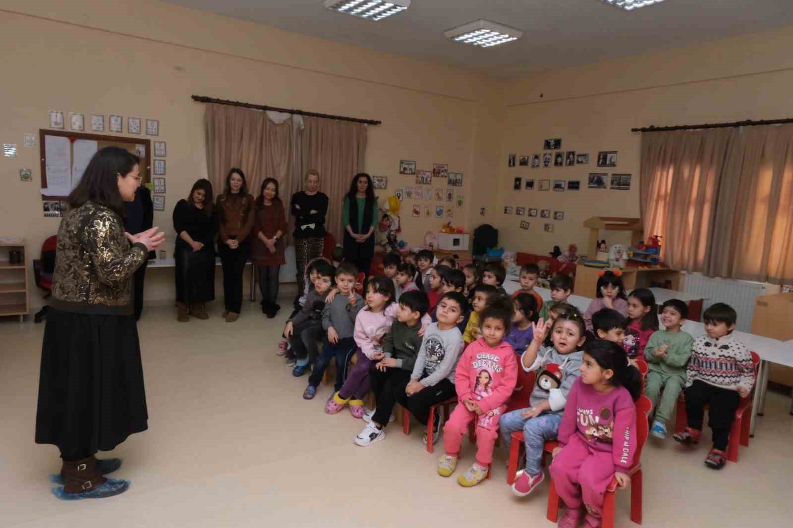 ES &Ccedil;ocuk Evi&rsquo;nde karne heyecanı
