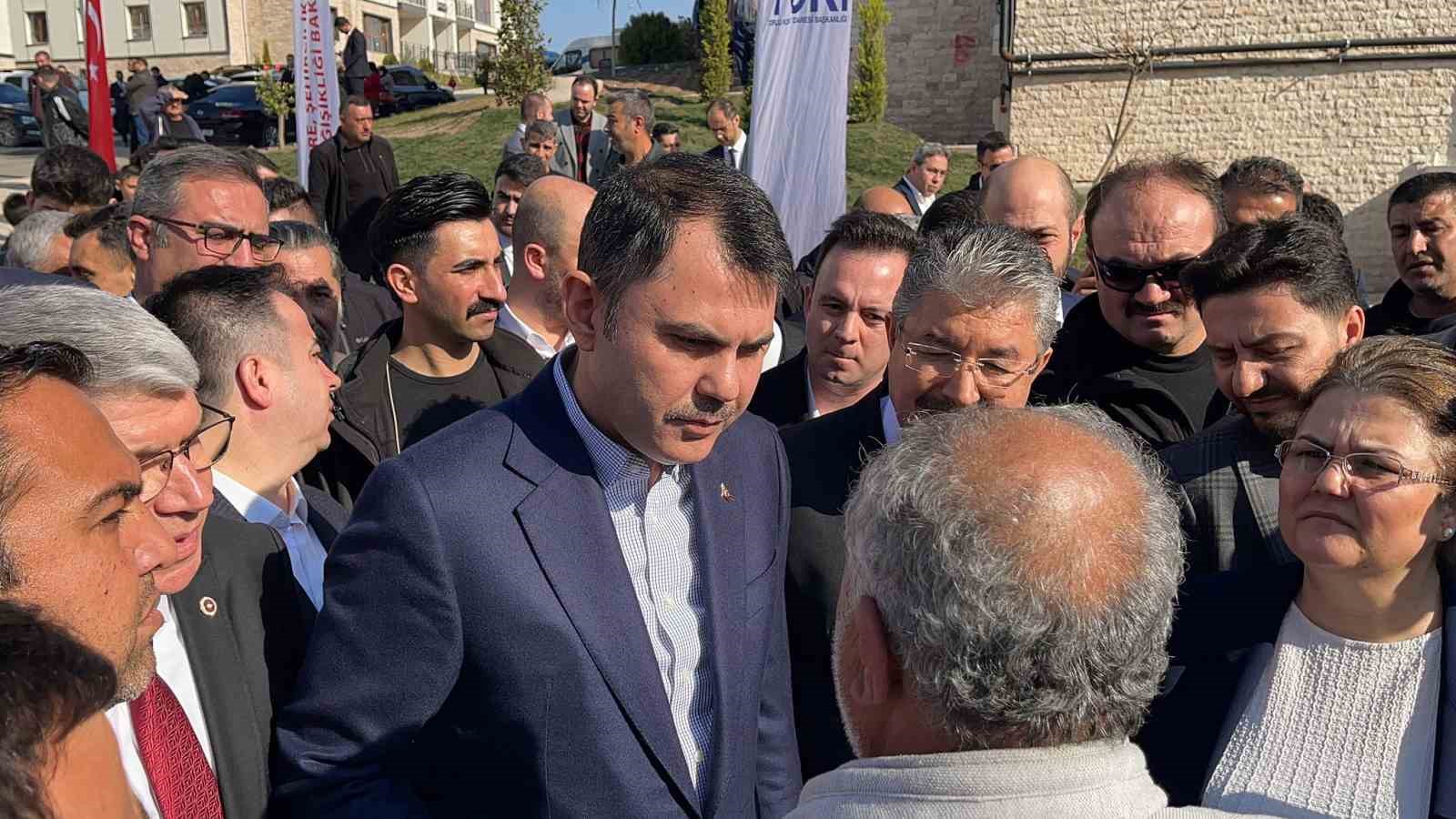 Bakan Kurum&rsquo;dan kentsel d&ouml;n&uuml;ş&uuml;m &ccedil;ağrısı
