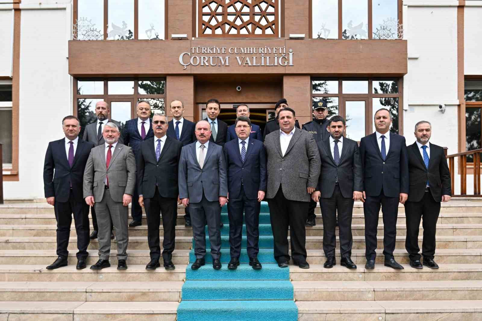 Bakan Tunç "Çorum’a müjdeyle geldik" diyerek yeni projeleri açıkladı