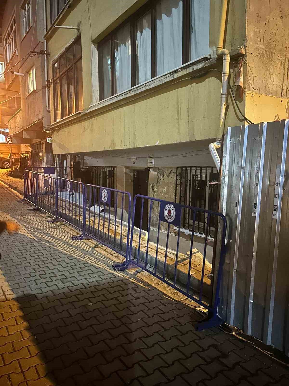 &Ccedil;ağlayan&rsquo;daki hasarlı bina belediyenin hızlı m&uuml;dahalesi ile kontrol altına alındı
