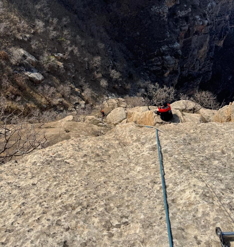 Siirt&rsquo;te 4 g&uuml;nd&uuml;r mahsur kalan 3 ke&ccedil;i kurtarıldı
