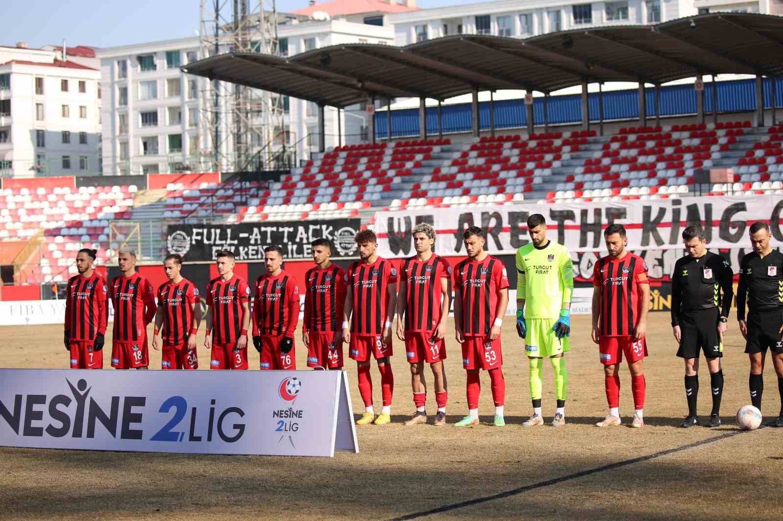 TFF 2. Lig Kırmızı Grup: Vanspor FK: 3 - Nazillspor: 1