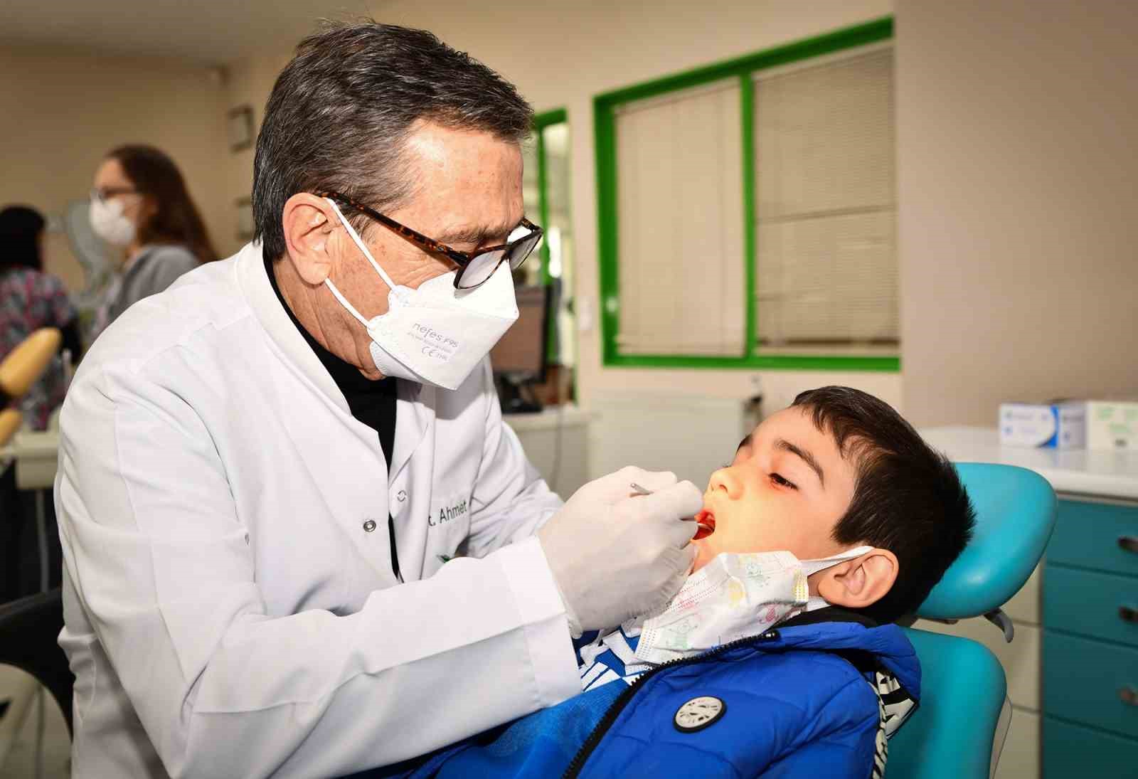 Tepebaşı’nda çocuklar geleceğe sağlıkla gülümsüyor