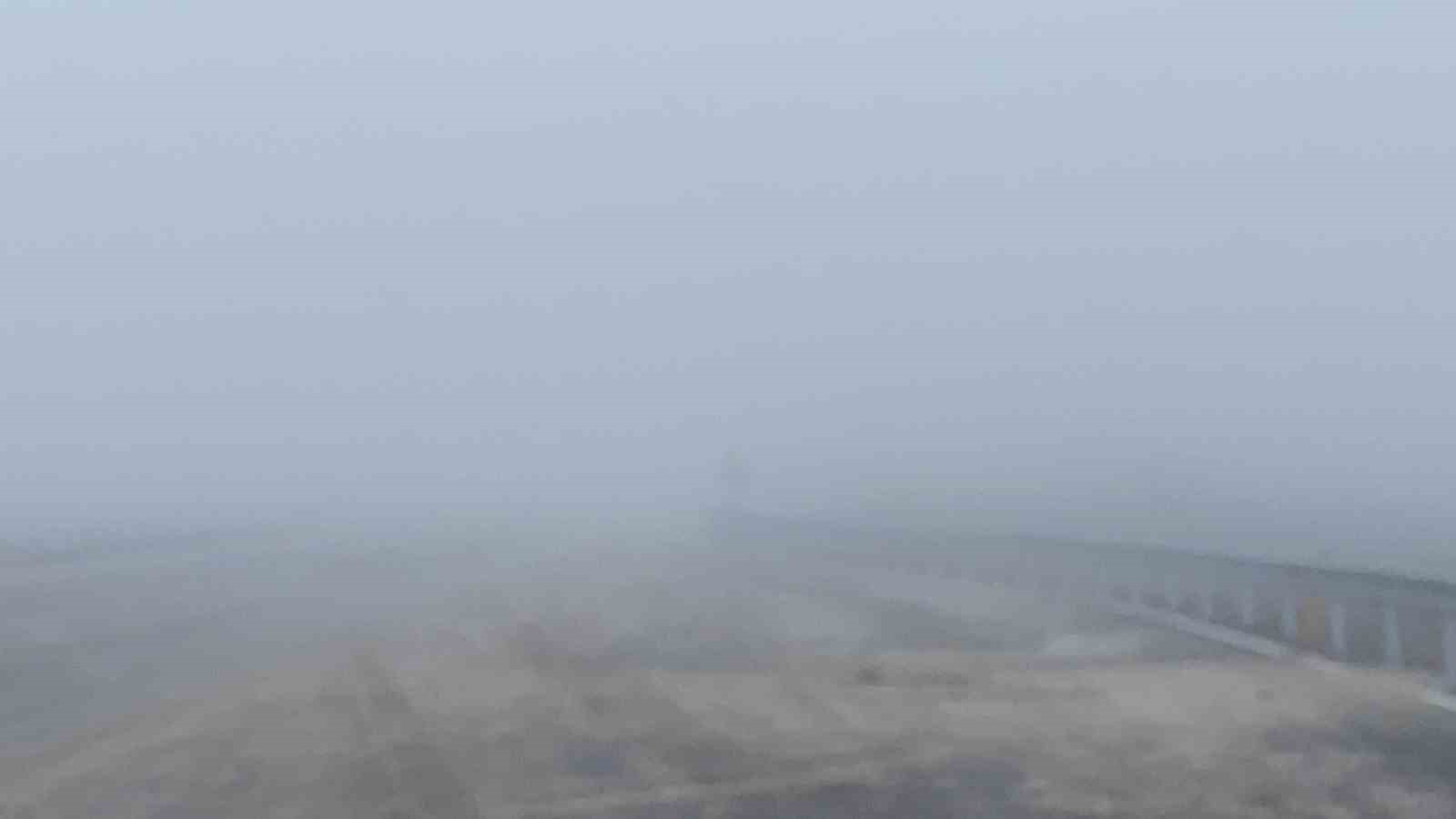 &Ccedil;ankırı&rsquo;da sis g&ouml;r&uuml;ş mesafesini d&uuml;ş&uuml;rd&uuml;
