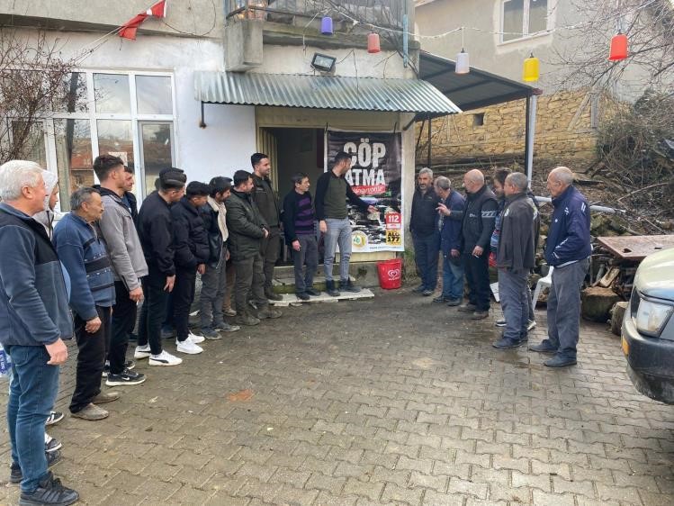 Orman yangınlarına karşı k&ouml;y eğitimleri devam ediyor
