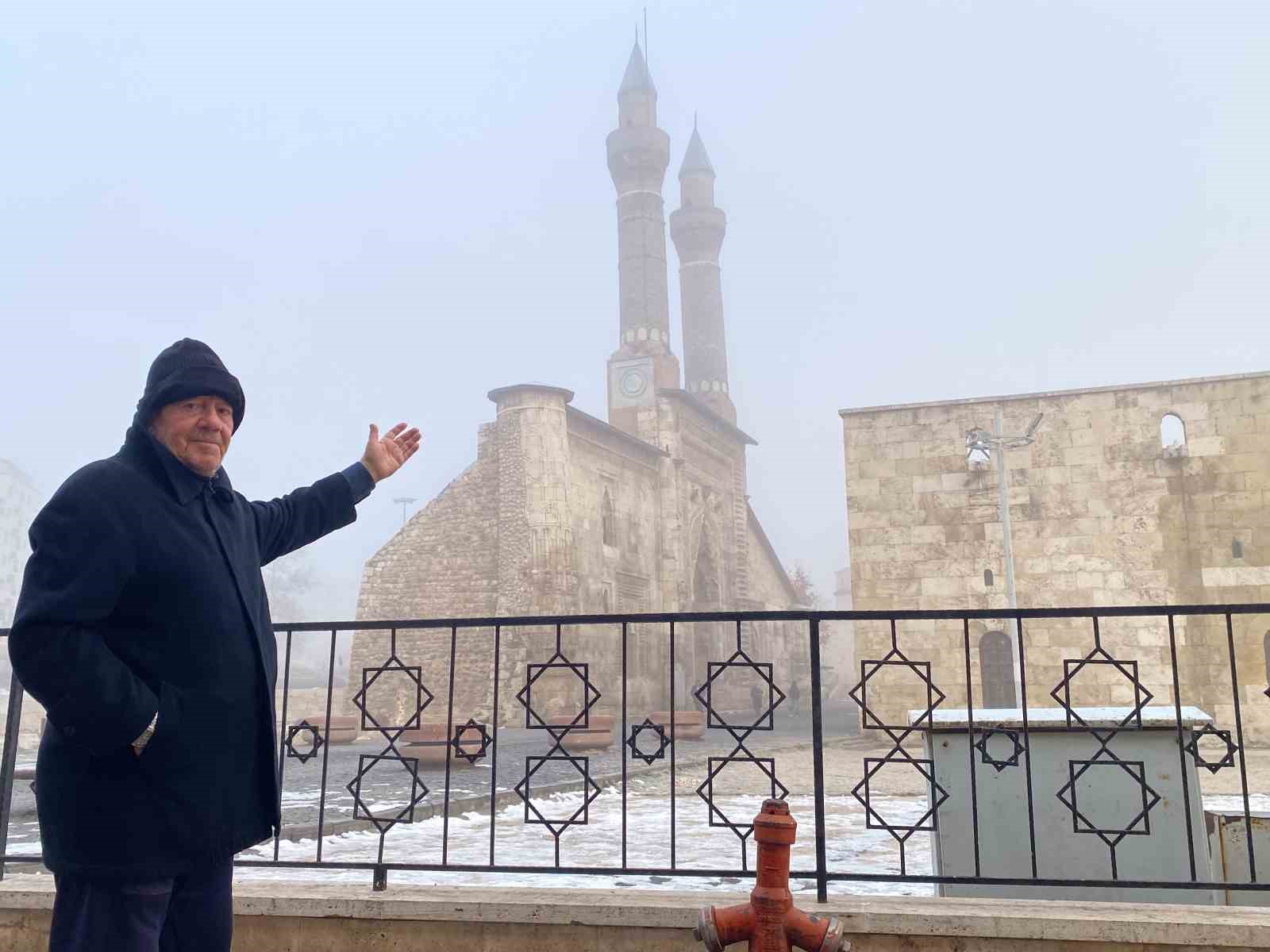 Sivas’ta yoğun sis etkili oldu