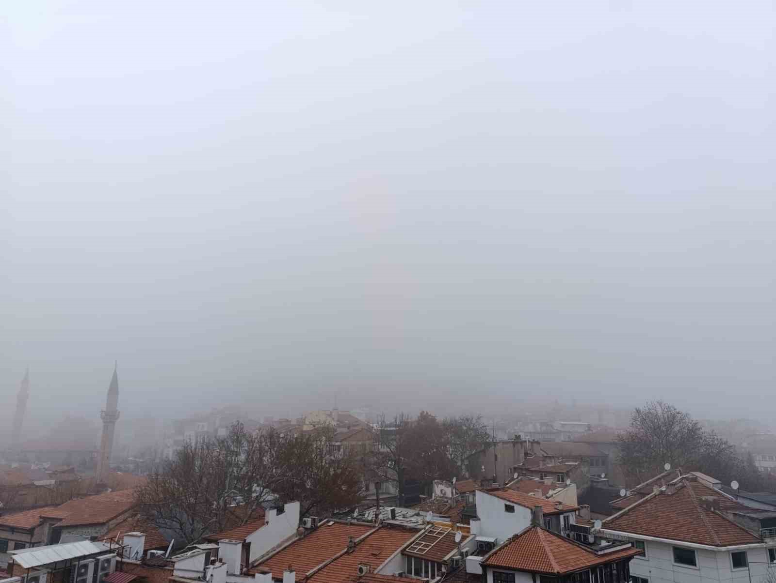 Karahisar Kalesi sis bulutunda kayboldu