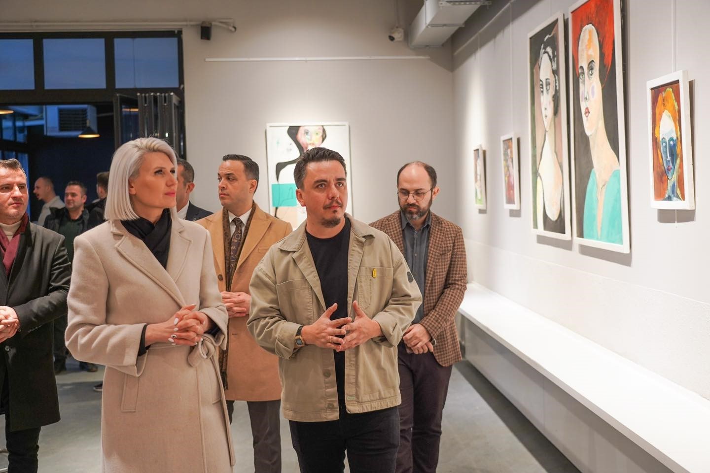 Bilecik’te ‘Kendi Kendime Bir Portre Serüveni’ resim sergisi açıldı