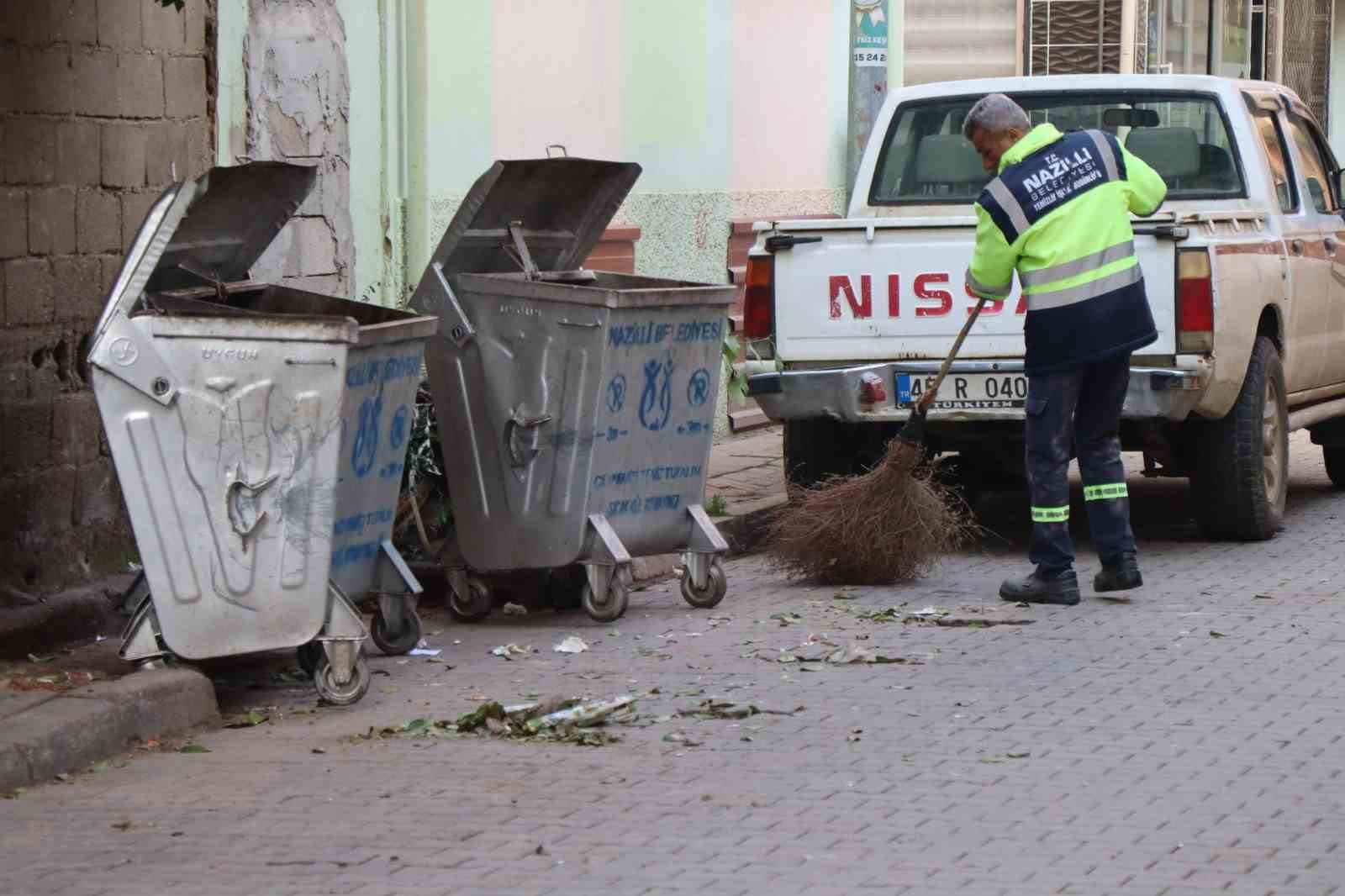 Nazilli Belediyesi’nden Turan Mahallesi’nde kapsamlı temizlik çalışması