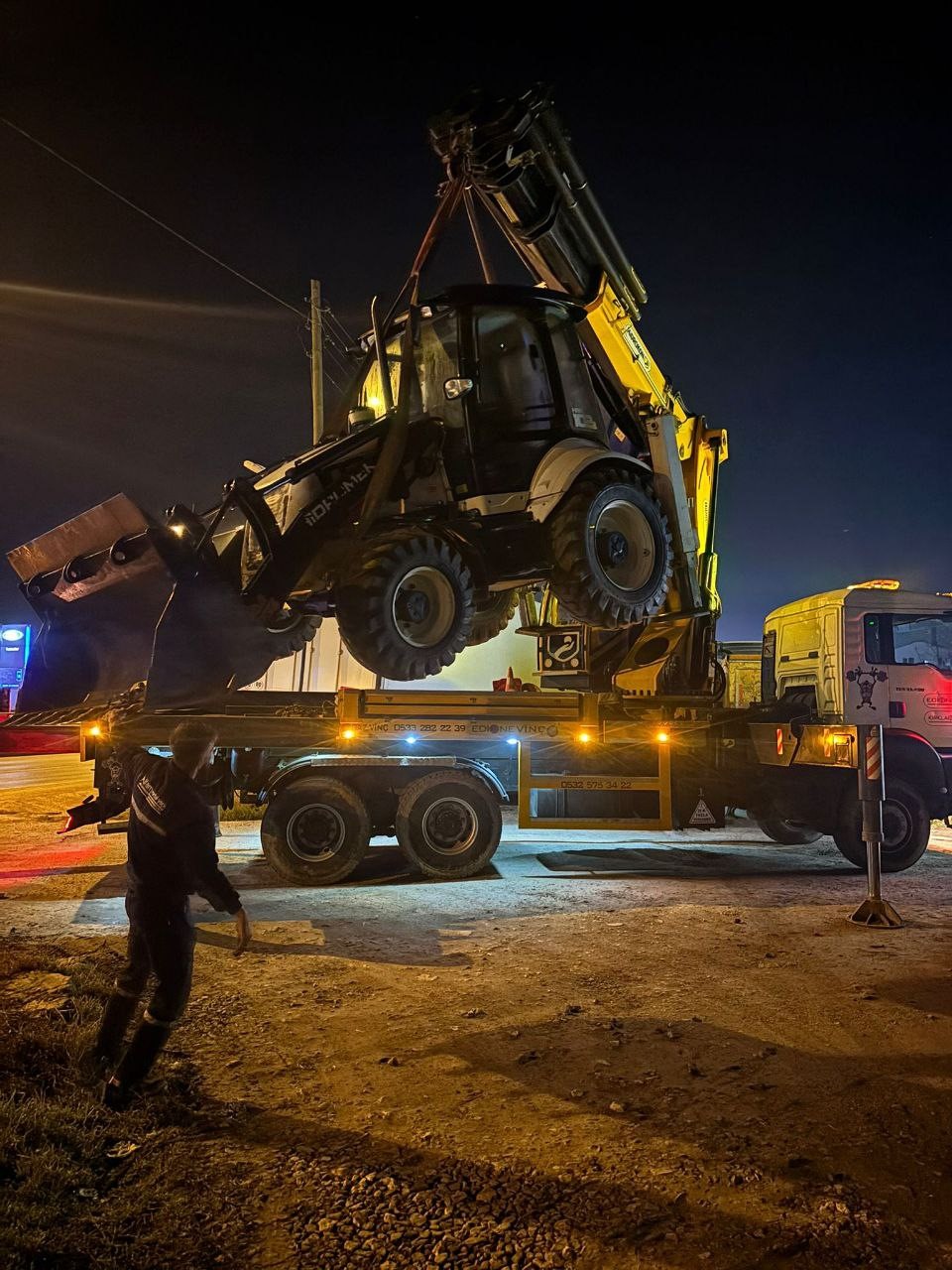 Edirne’de kaçak kazı yapan 4 kişi yakalandı