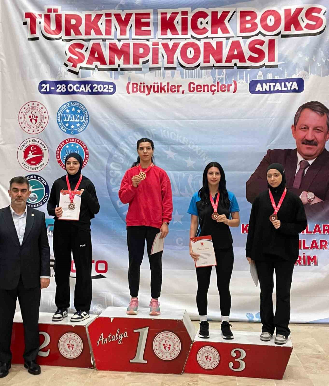 Büyükşehirli sporcu Sakarya’yı bronz madalyayla gururlandırdı
