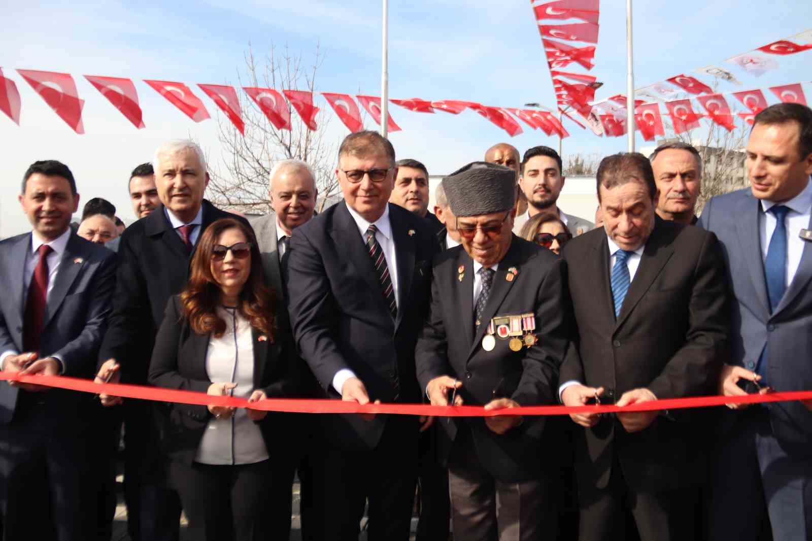 Kuzey Kıbrıs Türk Cumhuriyeti Parkı İzmir’de törenle açıldı