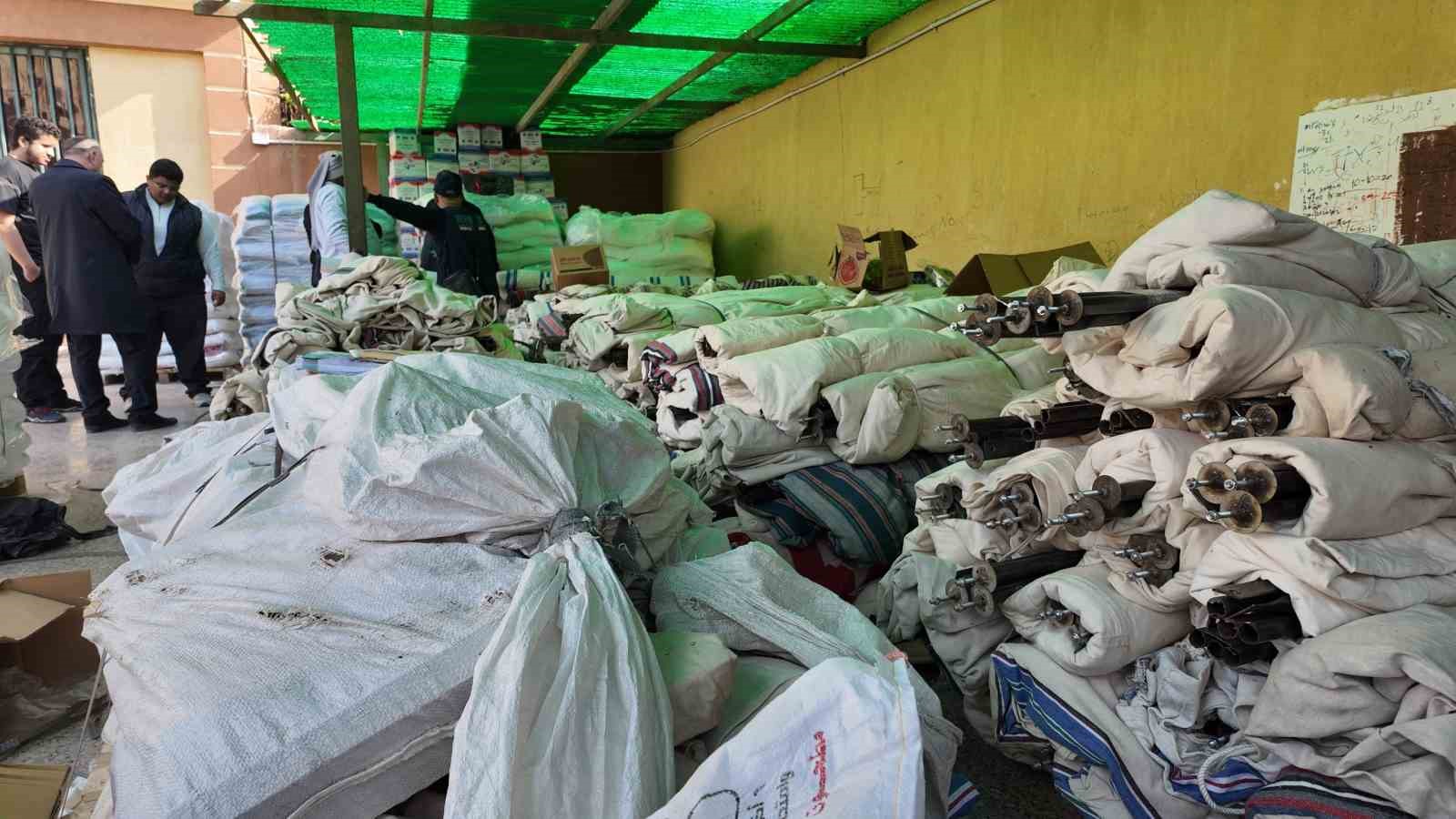 Şanlıurfa&rsquo;dan Gazze&rsquo;ye 12 tır yardım
