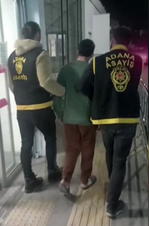 Adana&rsquo;da kebap&ccedil;ıyı 16 yaşındaki &ccedil;ocuk &ouml;ld&uuml;rm&uuml;ş
