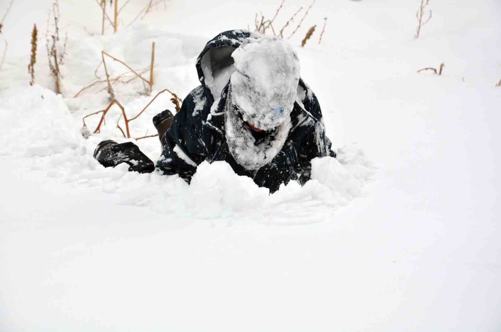 Erzincan’da soğuk hava etkisini sürdürüyor