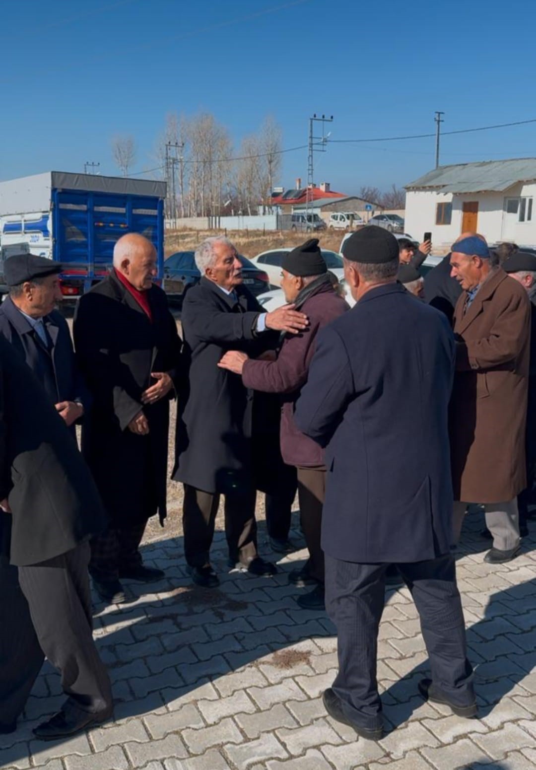 Edremit&rsquo;te husumetli aileler barıştırıldı
