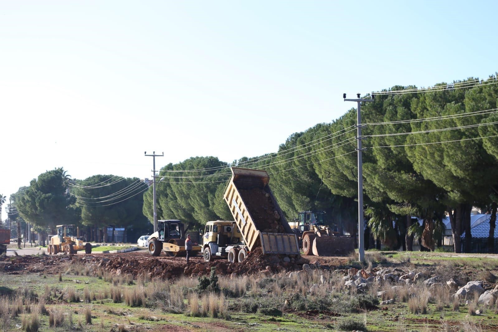 Kepez&rsquo;den Zeytinlik ve Varsak&rsquo;a yeni yol
