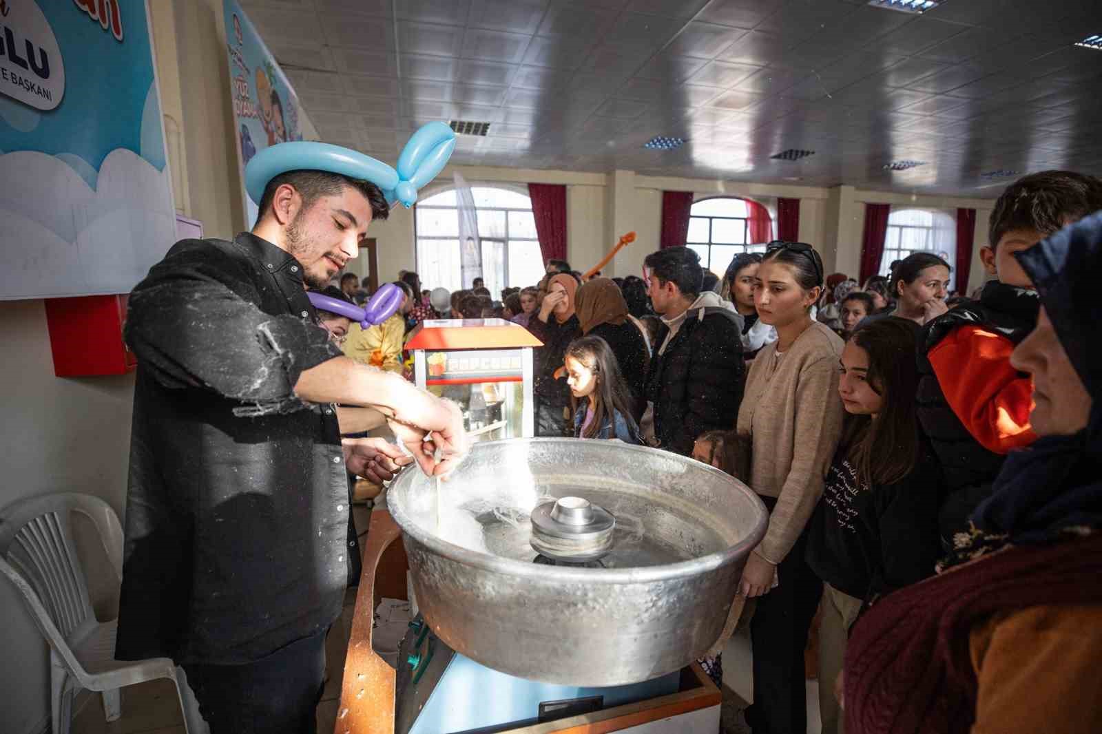 Denizli Büyükşehir’in çocuk şenlikleri devam ediyor