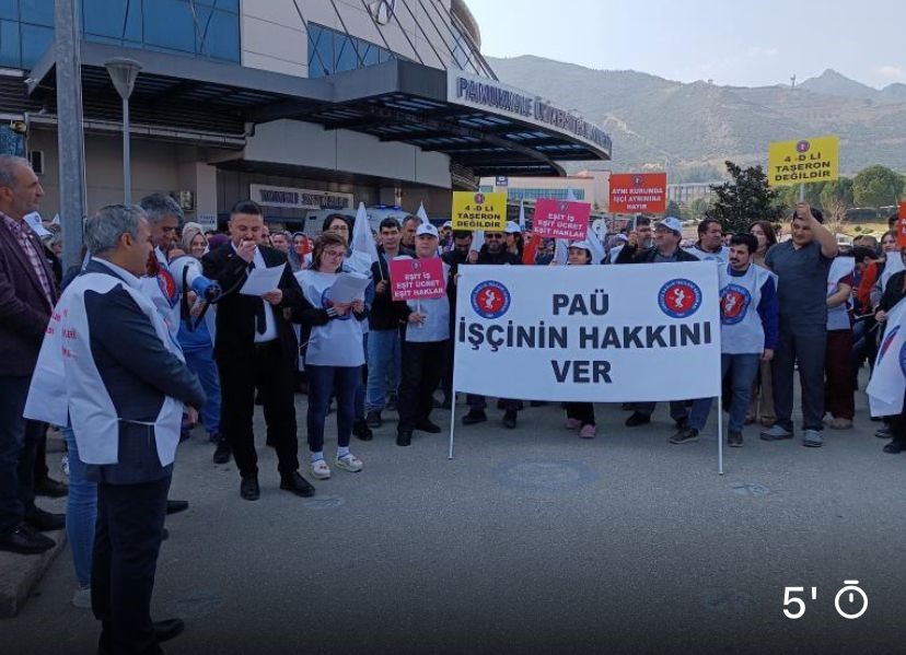 PAÜ Hastanesi çalışanları eylem yaptı