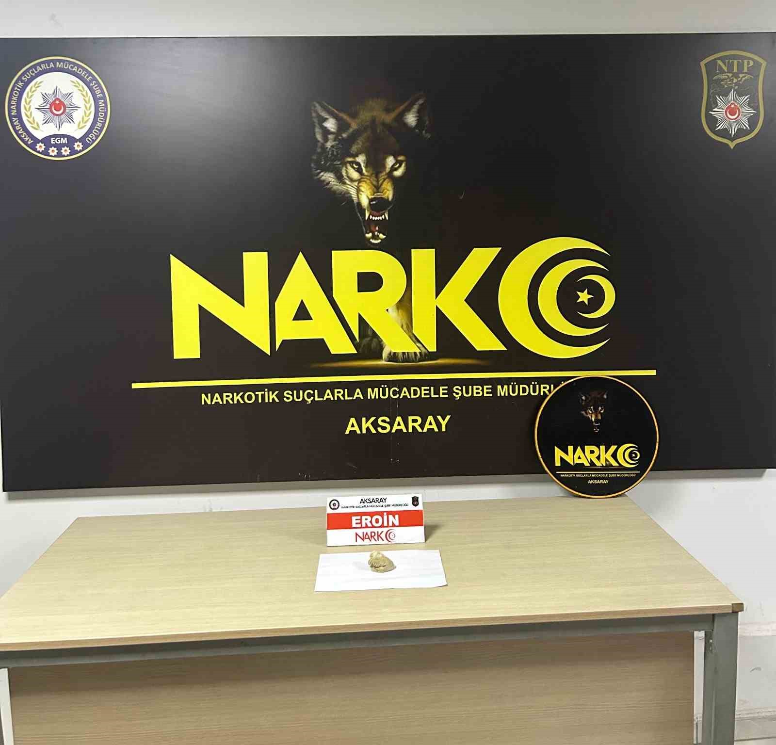 Aksaray&rsquo;da uyuşturucu tacirlerine operasyon: 50 g&ouml;zaltı
